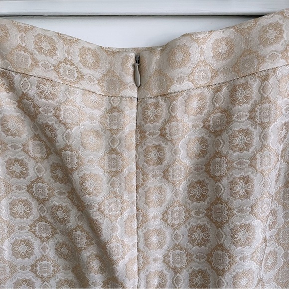 Womens 2 Piece Suit (Collarless Blazer & Pencil skirt) - Picture 9 of 9